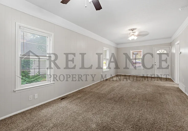 232 S Sedgwick St — Photo 8