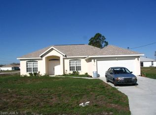 830 Unger Ave, Fort Myers, FL 33913