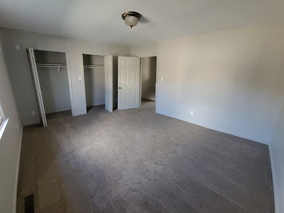 4th image of 3539 Netherland Inn Rd Unit 10