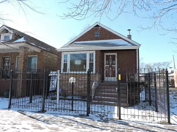 7926 S Anthony Ave, Chicago, IL 60619