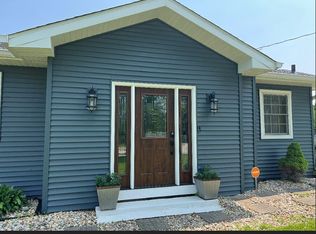 8819 Knoxville Rd, Milan, IL 61264
