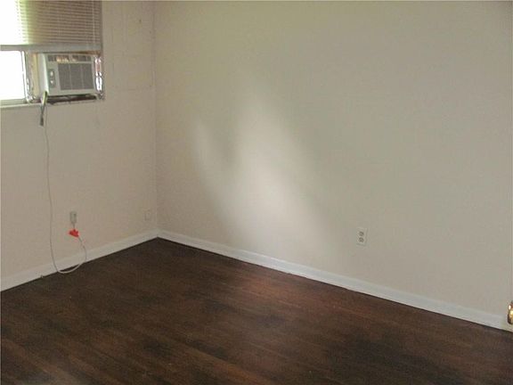 5th image of 916 N Avon Ave