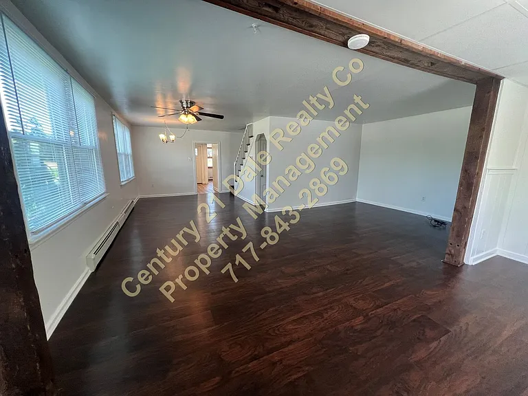 7322 Lincoln Hwy — Photo 6