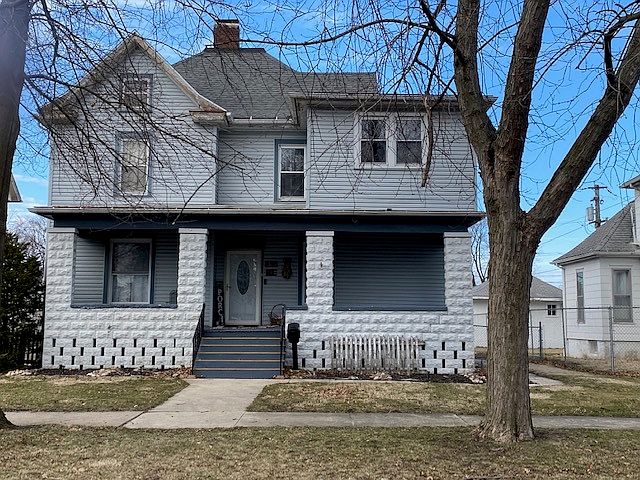 1st image of 625 E Washington St