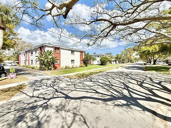 4th image of 4725 39th Ave N APT 108