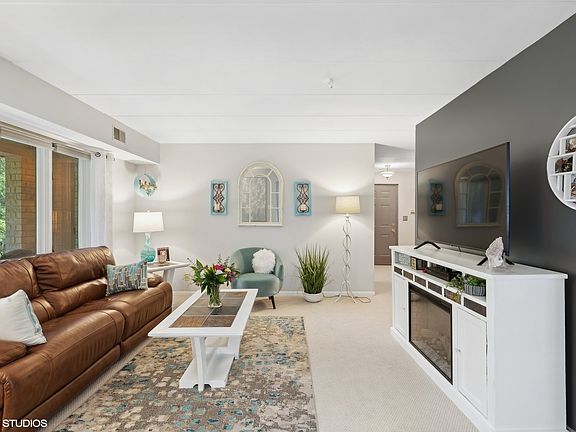 4th image of 5130 Shadow Creek Dr Unit 8