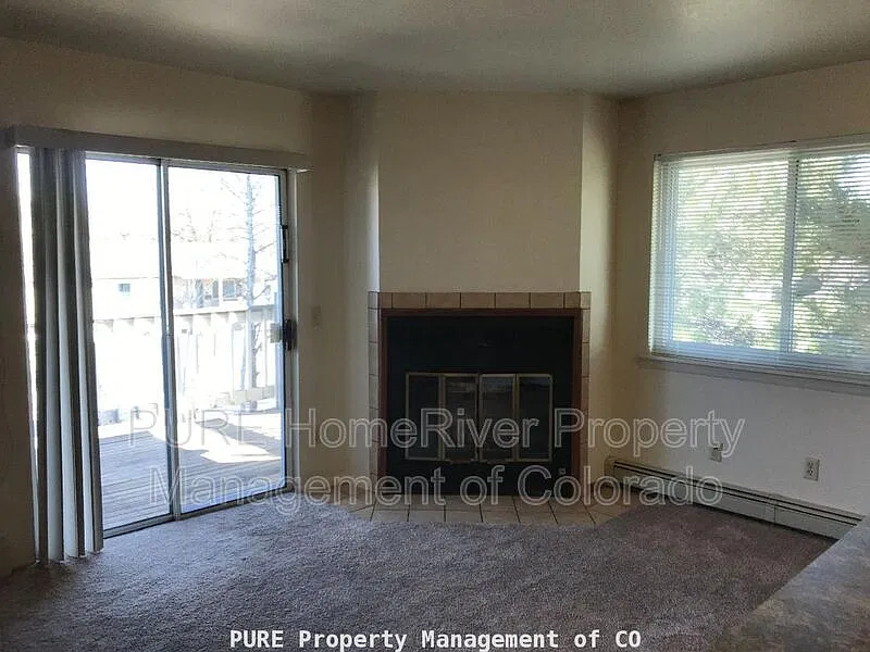 1 bed, 1.0 bath, 527 sqft, $1,300 — Photo 3