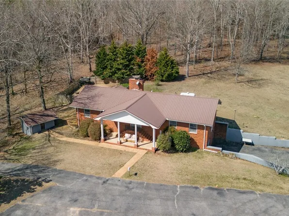 1180 County Road 131, Fayette, AL 35555