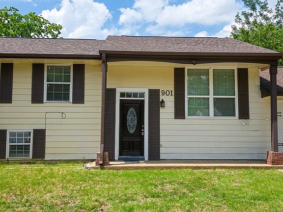 2nd image of 901 E Daugherty Dr