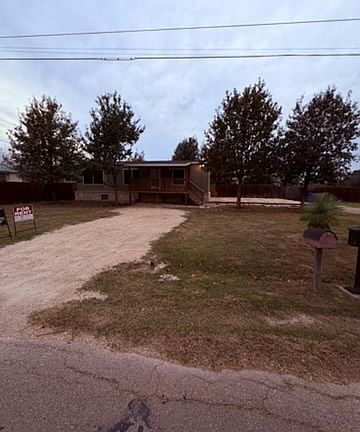 5th image of 2305 Cypress Ln