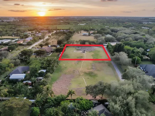 25730 SW 153rd Ct, Homestead, FL 33032