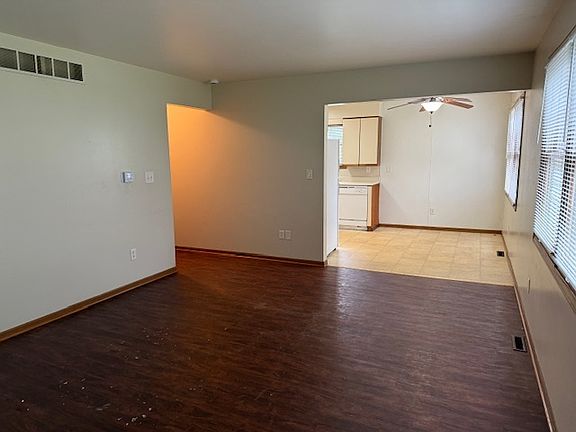4th image of 505 Monroe St APT B