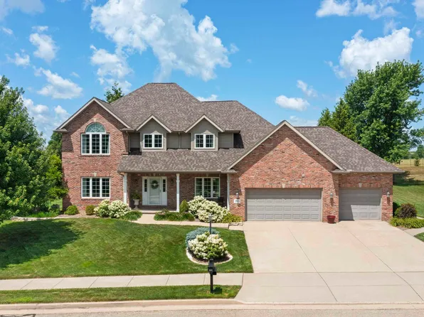 10615 N Collett Dr, Peoria, IL 61615