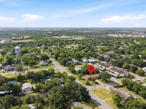207 W Noton St #A, Pflugerville, TX 78660