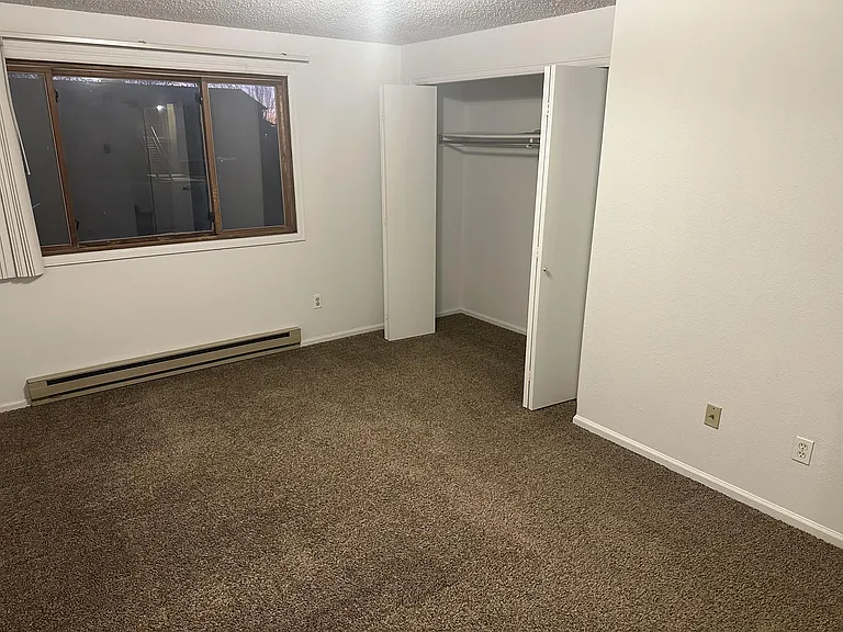 4887 Basswood Dr #4887 — Photo 3