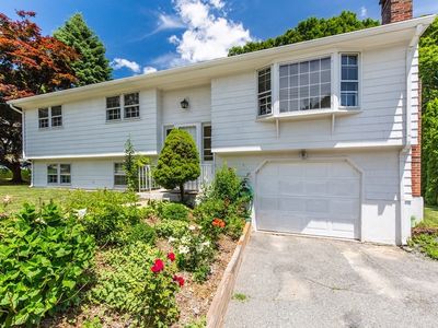79 Old River Rd, Lincoln, RI, 02865