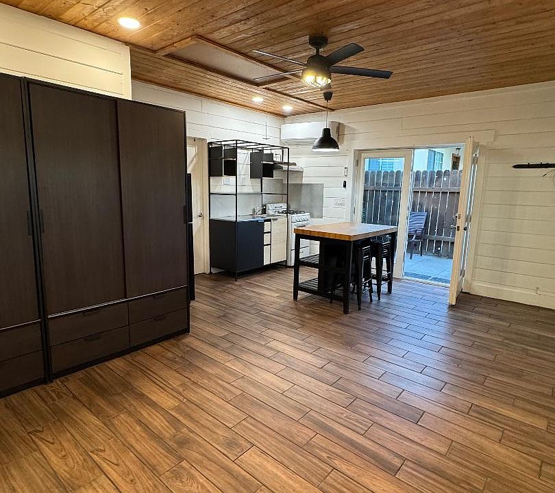 1st image of 15360 Flagstaff St #15358