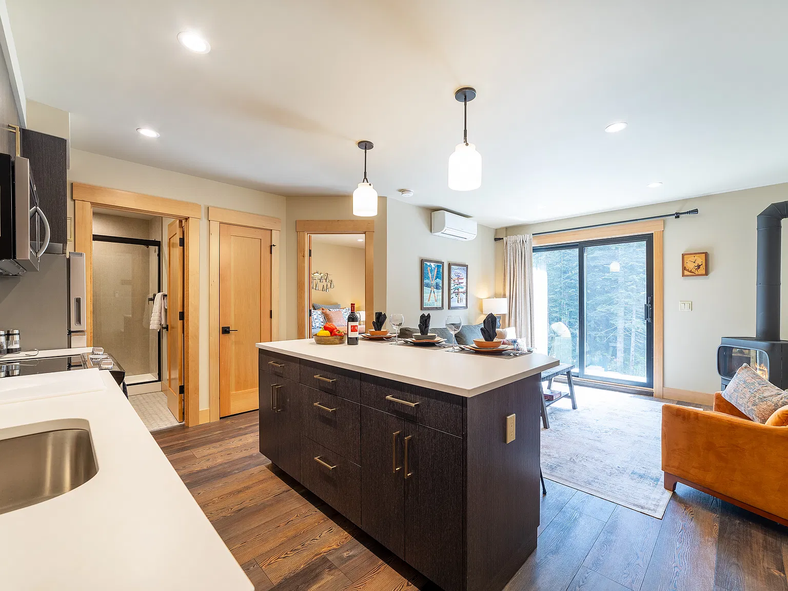 1 bed, 465 sqft, $2,000 — Photo 1