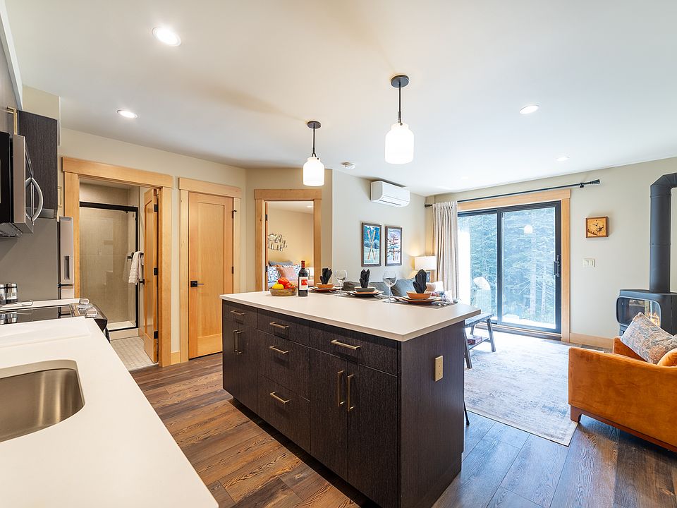 1st image of 201 Tamarack Ln