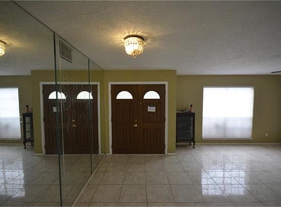 3rd image of 9102 Cliffwood Dr