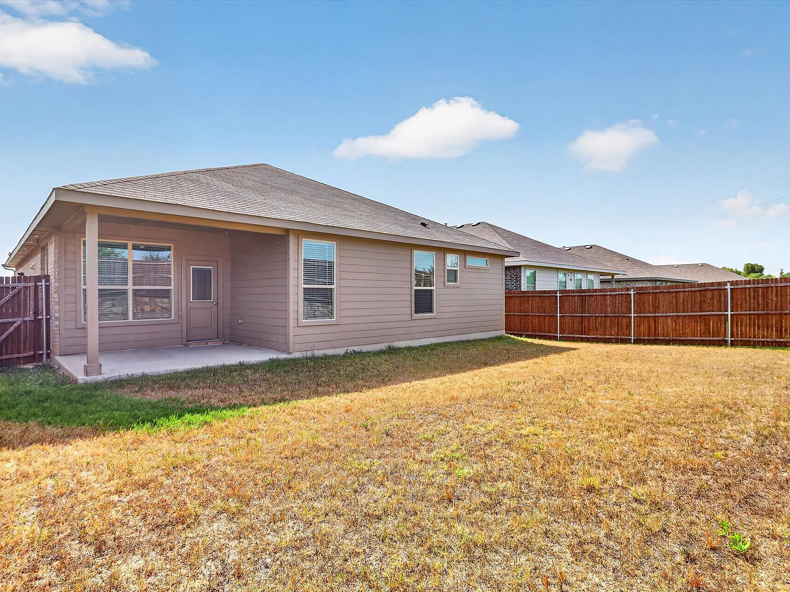 8613 Wildwest Dr — Photo 2