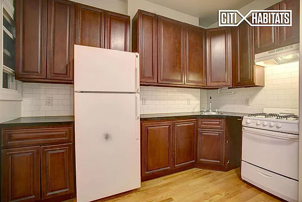 Rented by Citi Habitats | media 9