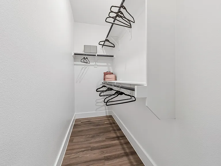 Mansions of Denton | A2 Walk-in Closet