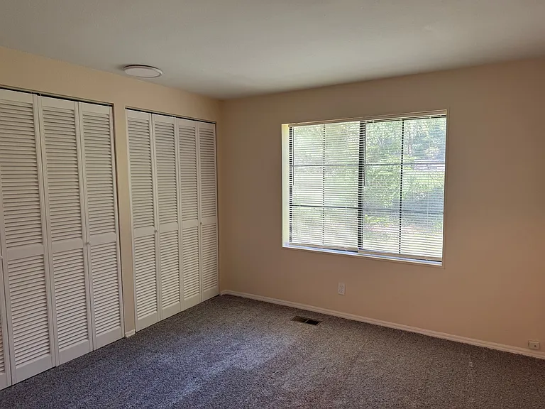 26583 Sanderling Pl NE — Photo 6