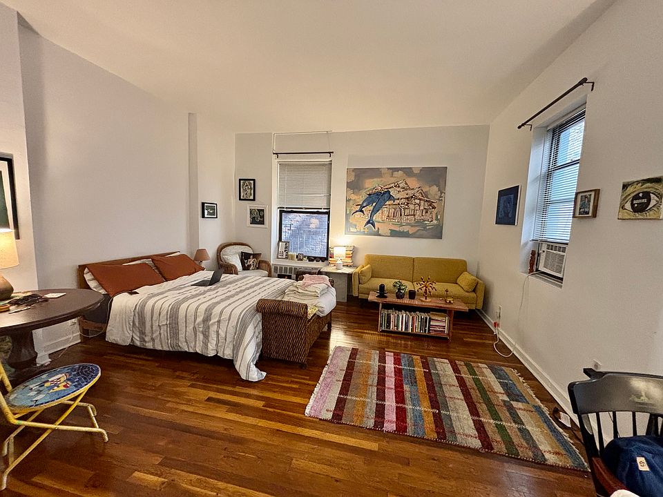 1st image of 102 E 31st St APT 3C