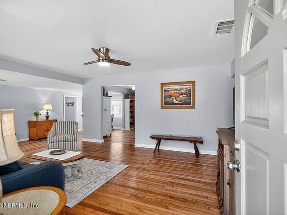 4th image of 11049 OLD KINGS Road