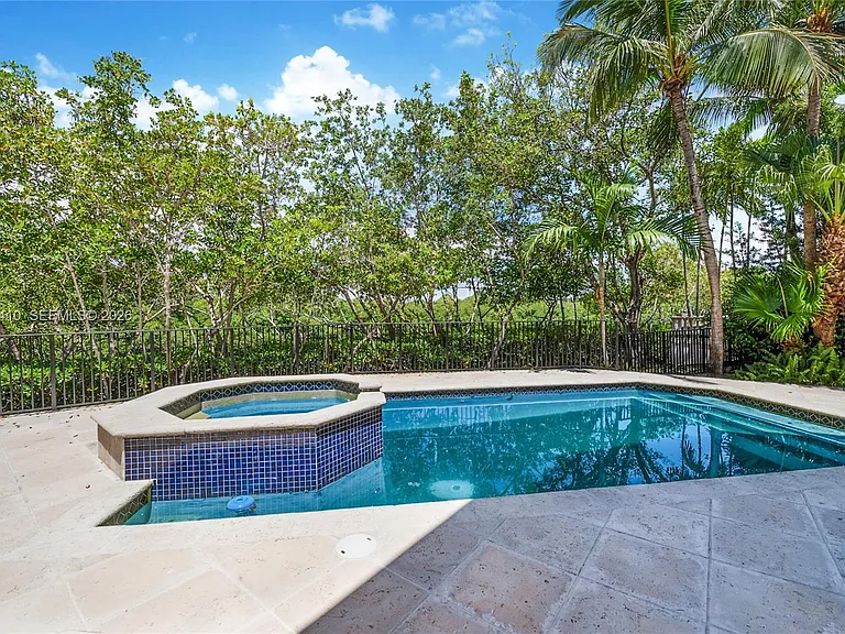 13680 Deering Bay Dr — Photo 16