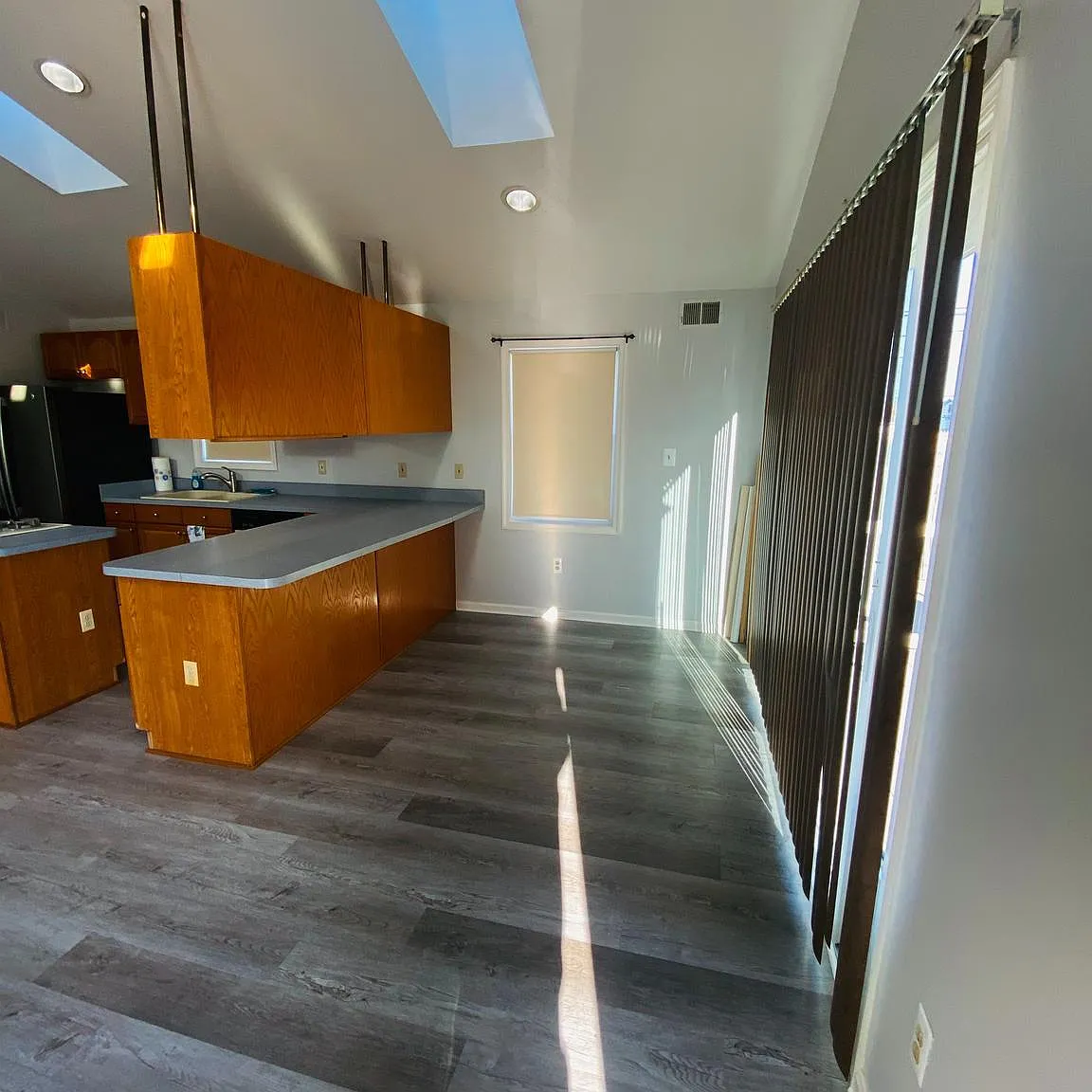 3 bed, 1164 sqft, $2,000 — Photo 3