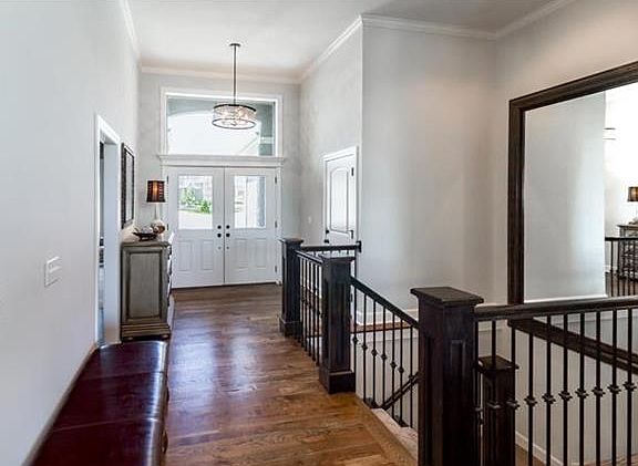 5th image of 9800 W 163rd Pl
