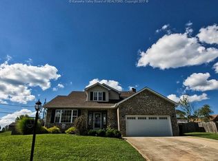 51 Frontier Ln, Hurricane, WV 25526