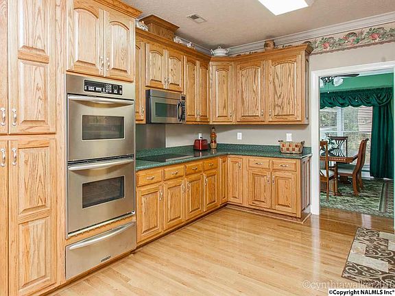 4th image of 144 Woodland Hills Pl