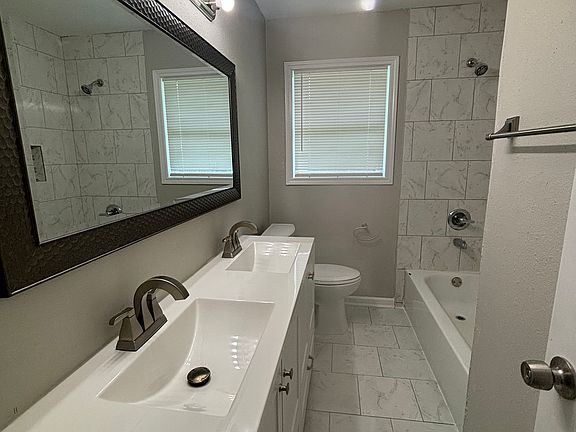 5th image of 5040 Tennyson Dr