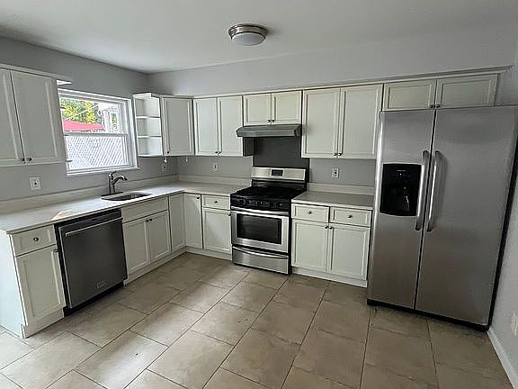 4th image of 347 Tanglewood Dr