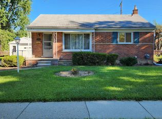 28000 W Chicago St, Livonia, MI 48150