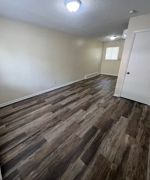 1212 Chesterfield Ave #E — Photo 6