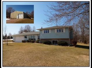 N3331 County Hwy D, New London, WI 54961