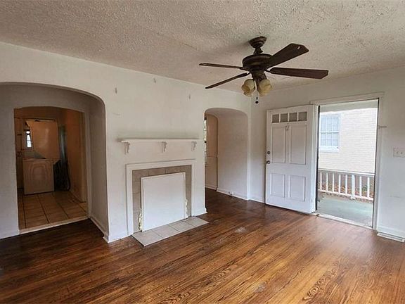 4th image of 1803 S Gordon St SW