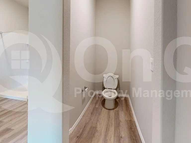 9741 McClane Farm Dr — Photo 18