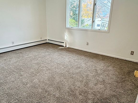 4th image of 4 Oak St #1