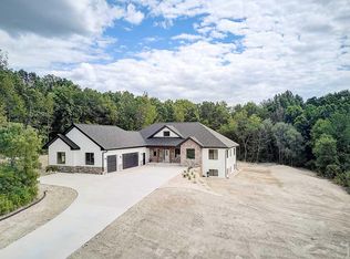 1880 Deer Haven Trl, Verona, WI 53593