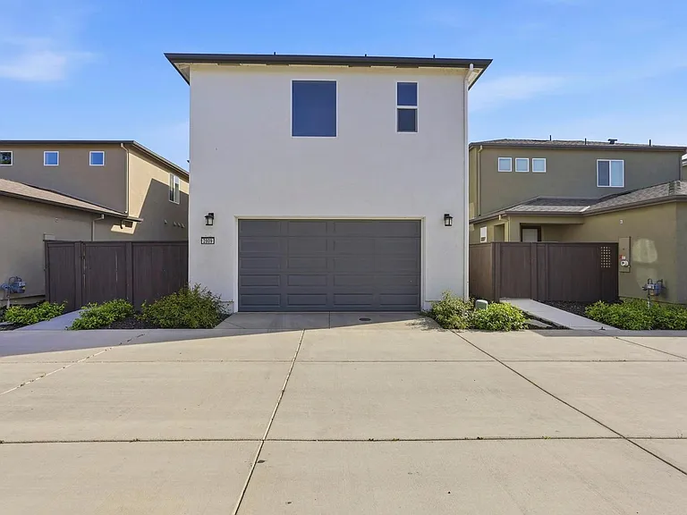 2809 Earthened Walk — Photo 29