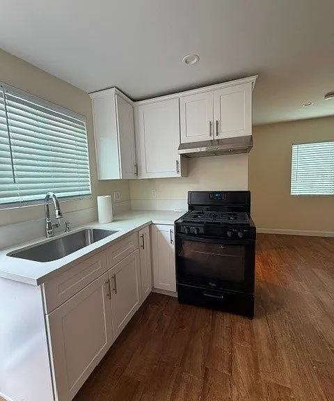 1358 E Harvard St #A — Photo 2