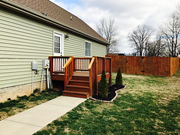 2nd image of 1539 Eads Ct