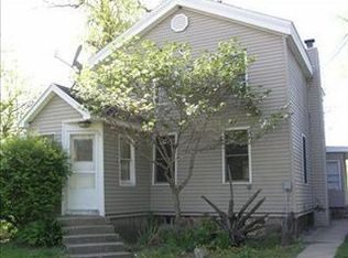 245 W Water St, Constantine, MI 49042