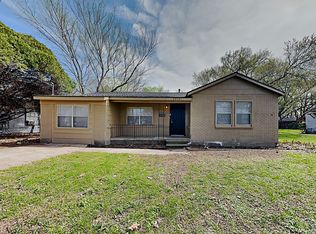 2914 Kirven St, Dallas, TX 75227