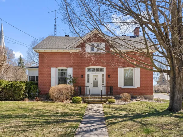 277 John St N, Arnprior, ON K7S 2P5